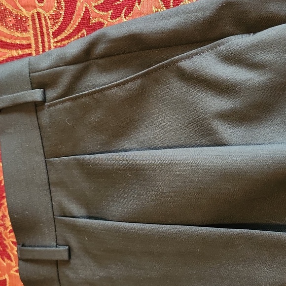 Ralph Lauren 38x32 black pleated dress pants, like new - Picture 4 of 9